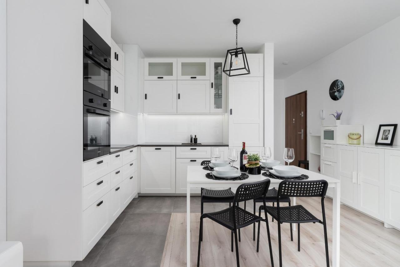 Krowodrza Apartment Premium With Balcony By Renters Prestige Krakow Ngoại thất bức ảnh